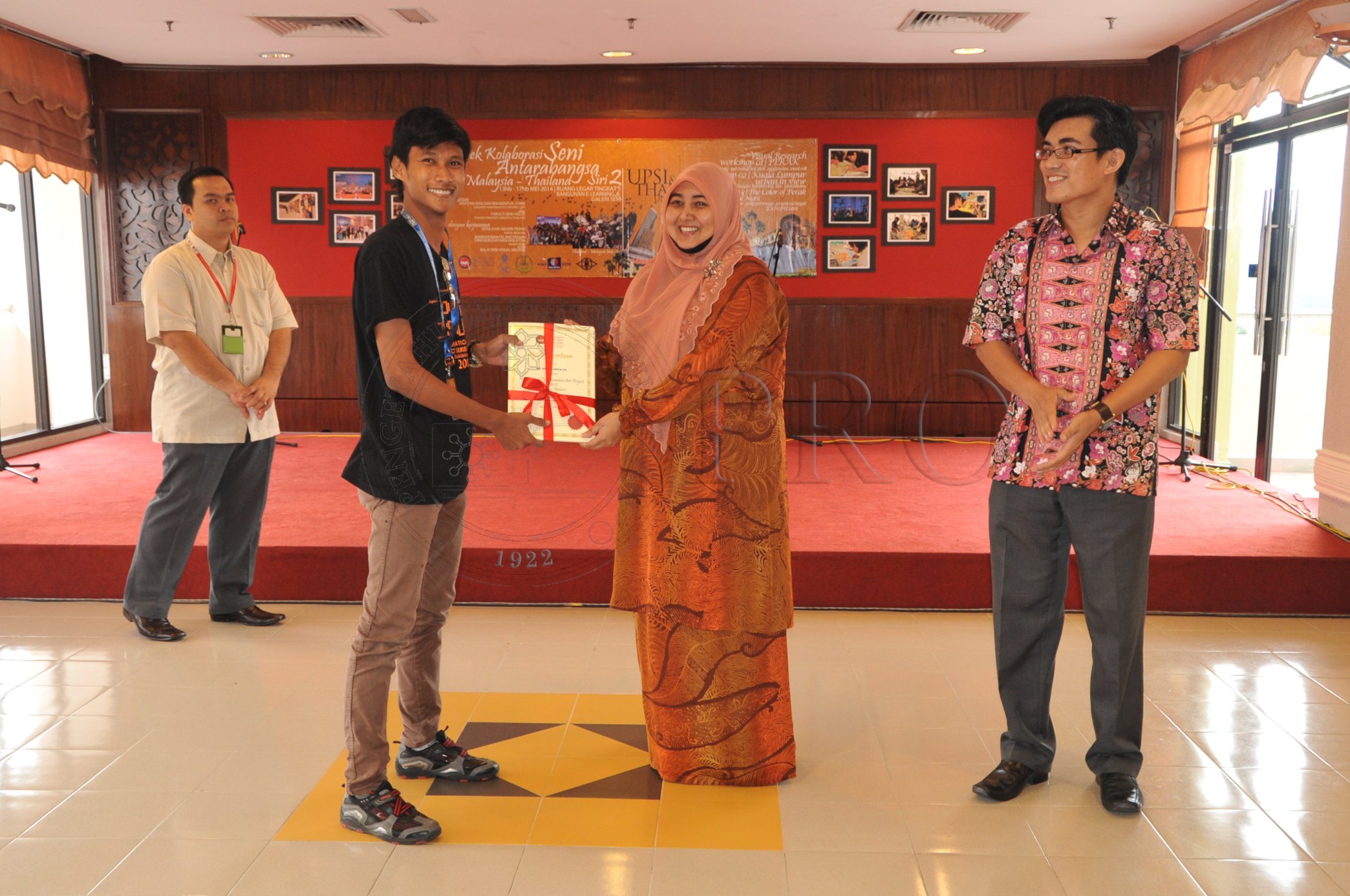 PRO 14 45 THAKSIN PRO 5825